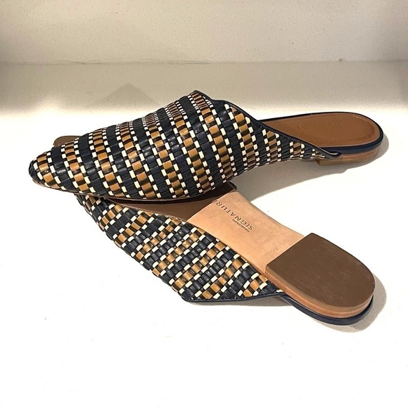 Navy and tan woven mule - Picture 3 of 14